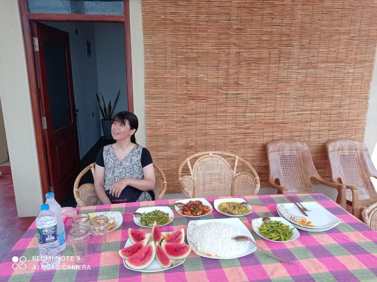 Dinuli Home Stay Ahungalla Bagian luar foto