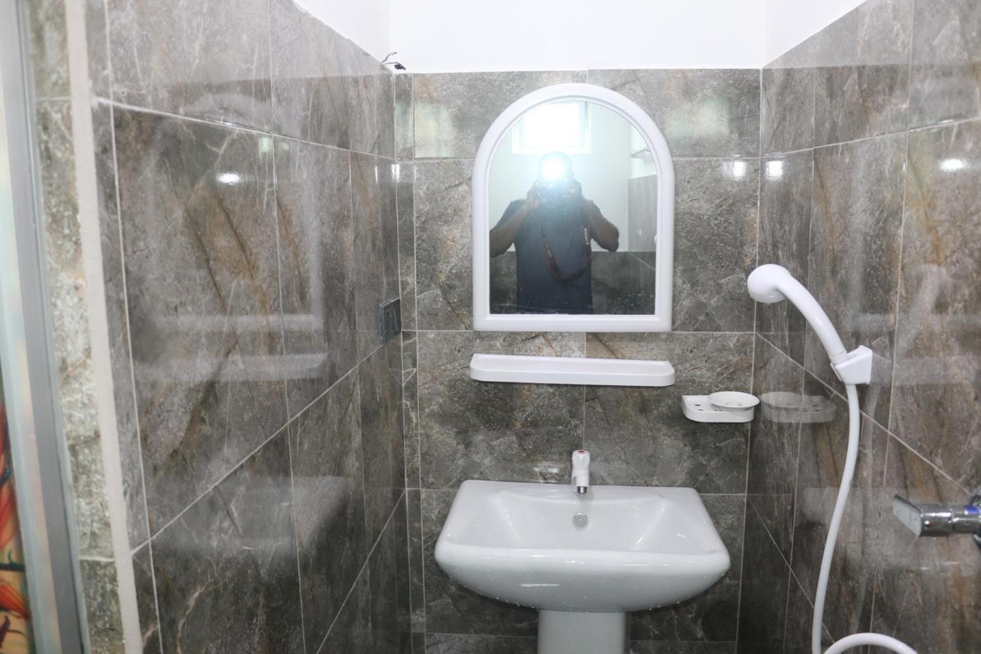 Dinuli Home Stay Ahungalla Bagian luar foto