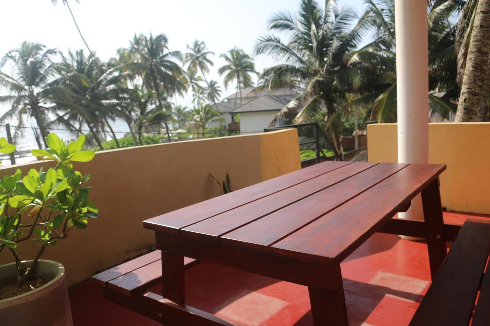 Dinuli Home Stay Ahungalla Bagian luar foto